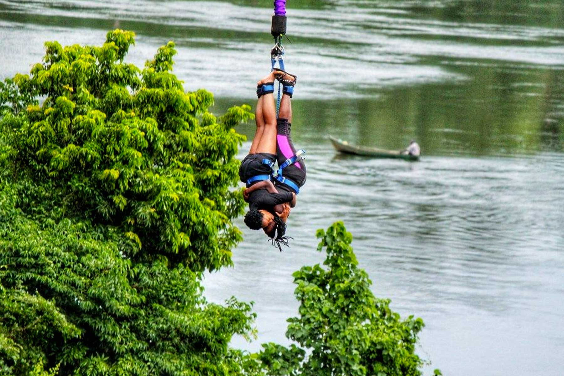 Bungee jumping Jinja